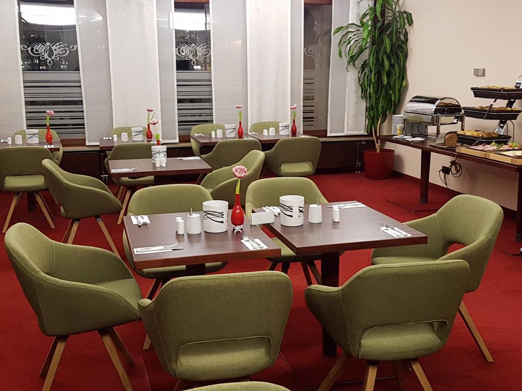Hotel Drei Morgen Leinfelden-Echterdingen Εξωτερικό φωτογραφία