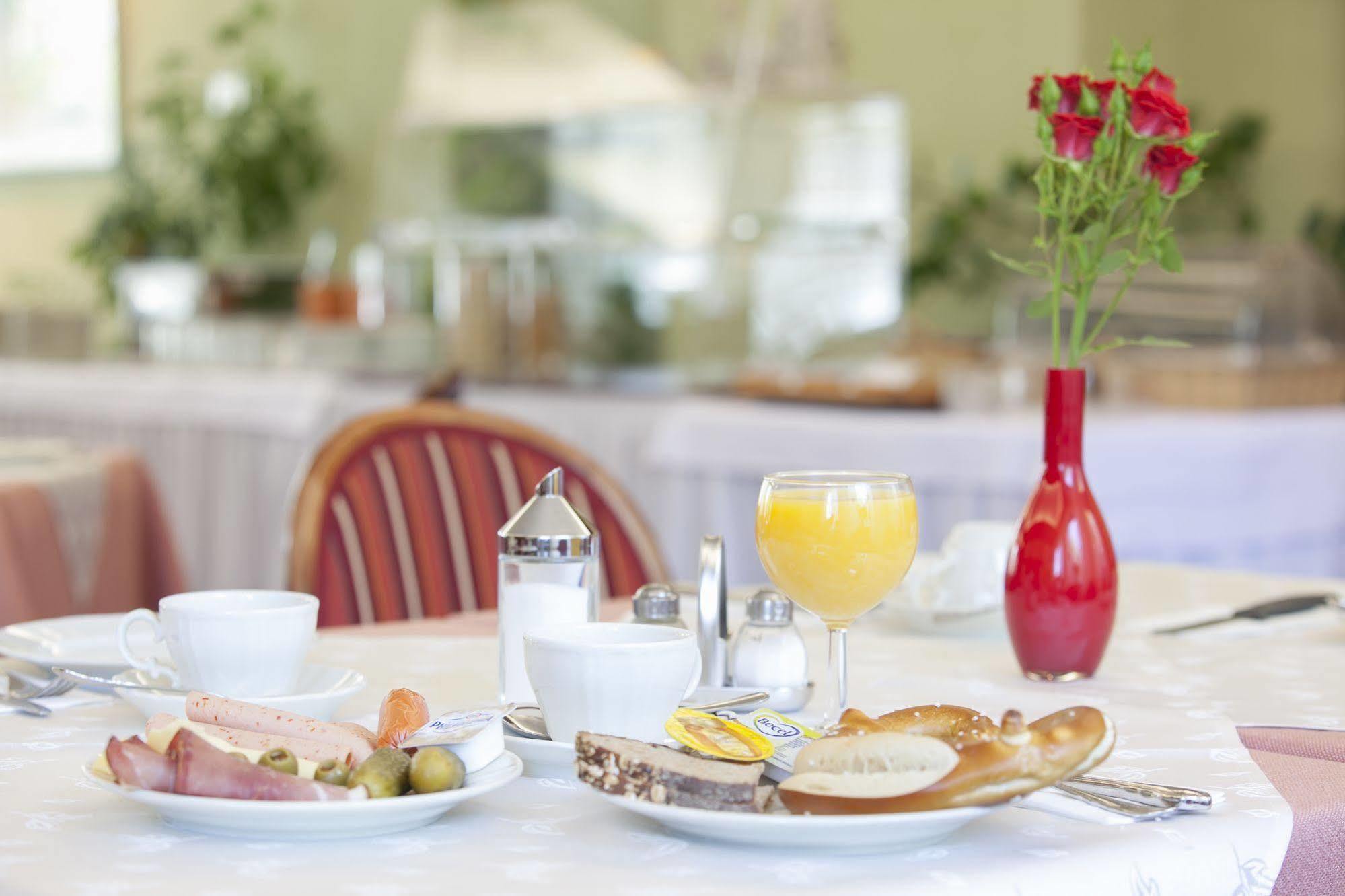 Hotel Drei Morgen Leinfelden-Echterdingen Εξωτερικό φωτογραφία